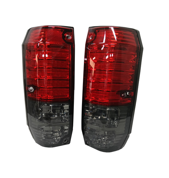Set of Half LED Tail Light Assembly for Landcruiser 76 Series