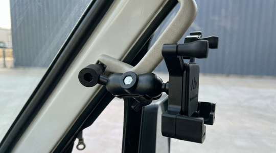Phone Holder Cradle for 70 Series Toyota Landcruiser 1
