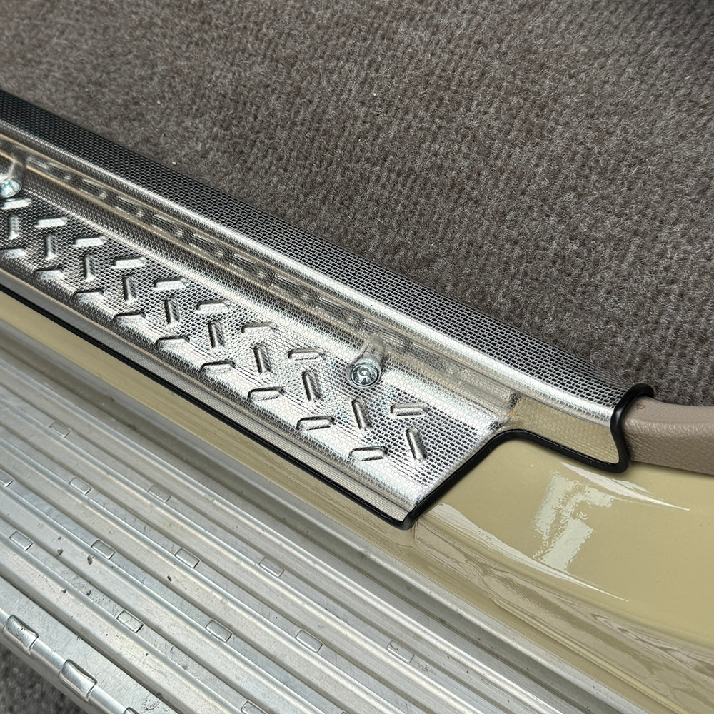 Silver Stainless Steel Door Step/Sill Trims for 70 Series Landcruiser Dual Cab and 76